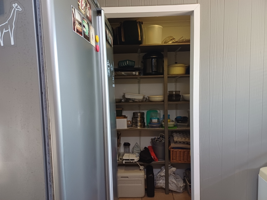 3 Bedroom Property for Sale in Rheeboksfontein Western Cape